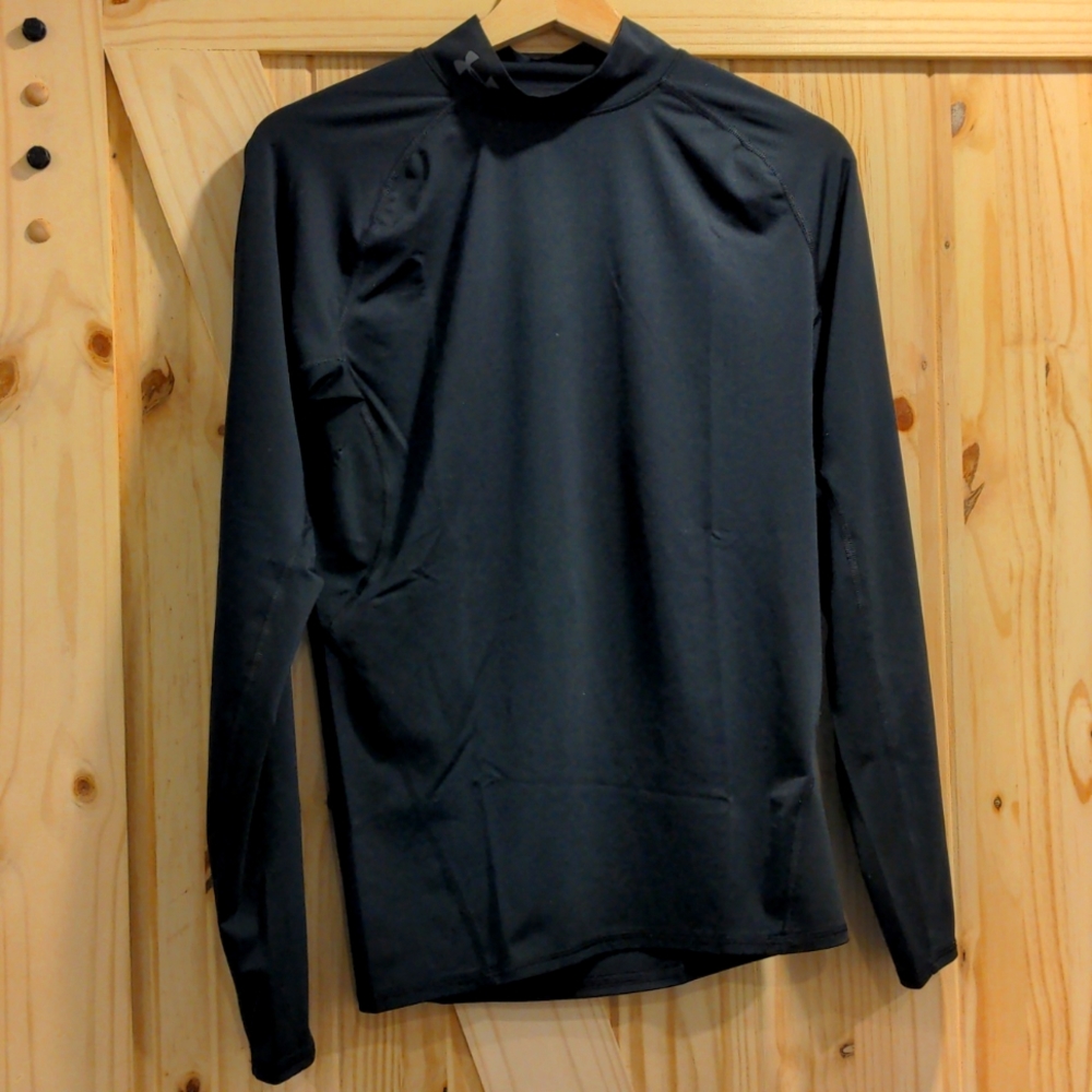 Bundle 2x Under Armour compression shirt, size large